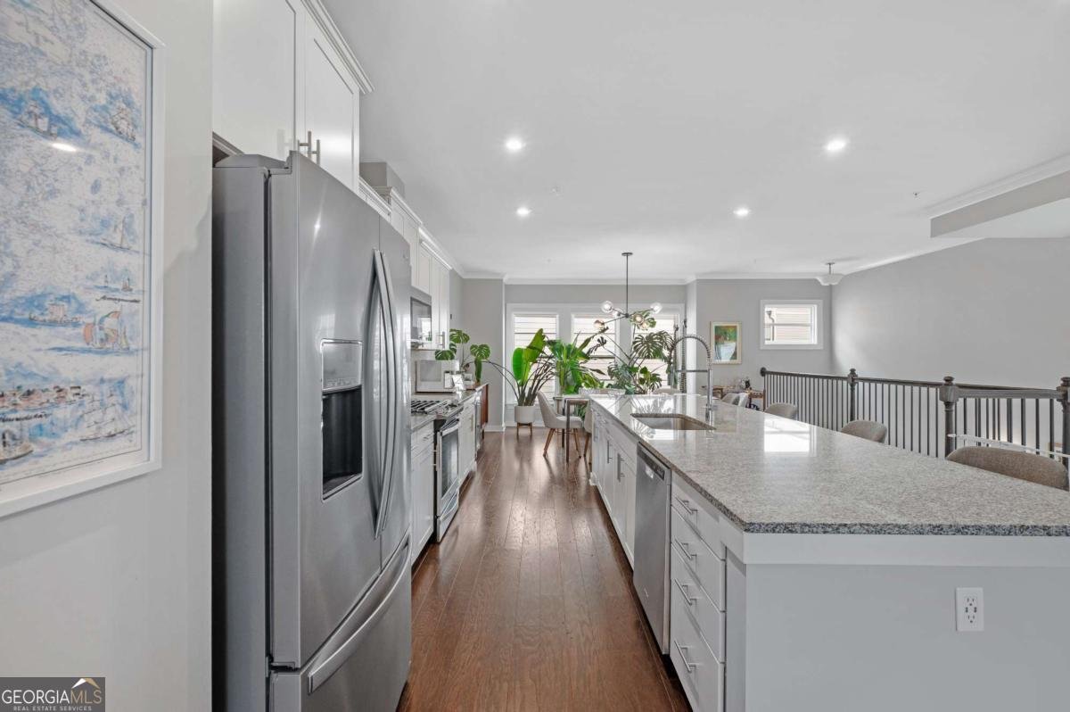 2020 Holtz Lane Atlanta - Photo 8