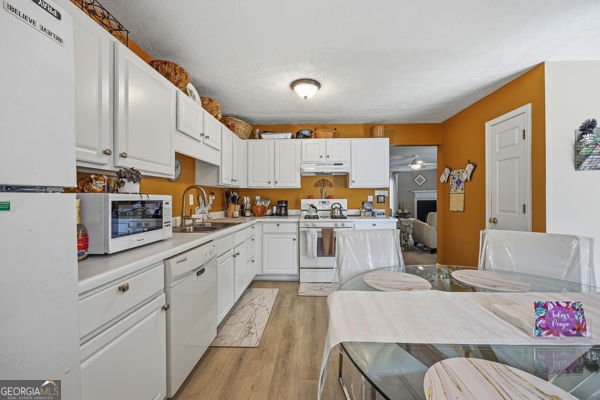 1835 Barrington Overlook Marietta - Photo 13