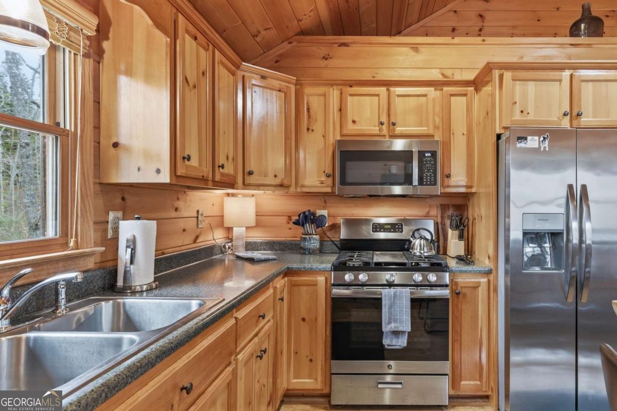 145 Fox Run Lane Blue Ridge - Photo 9