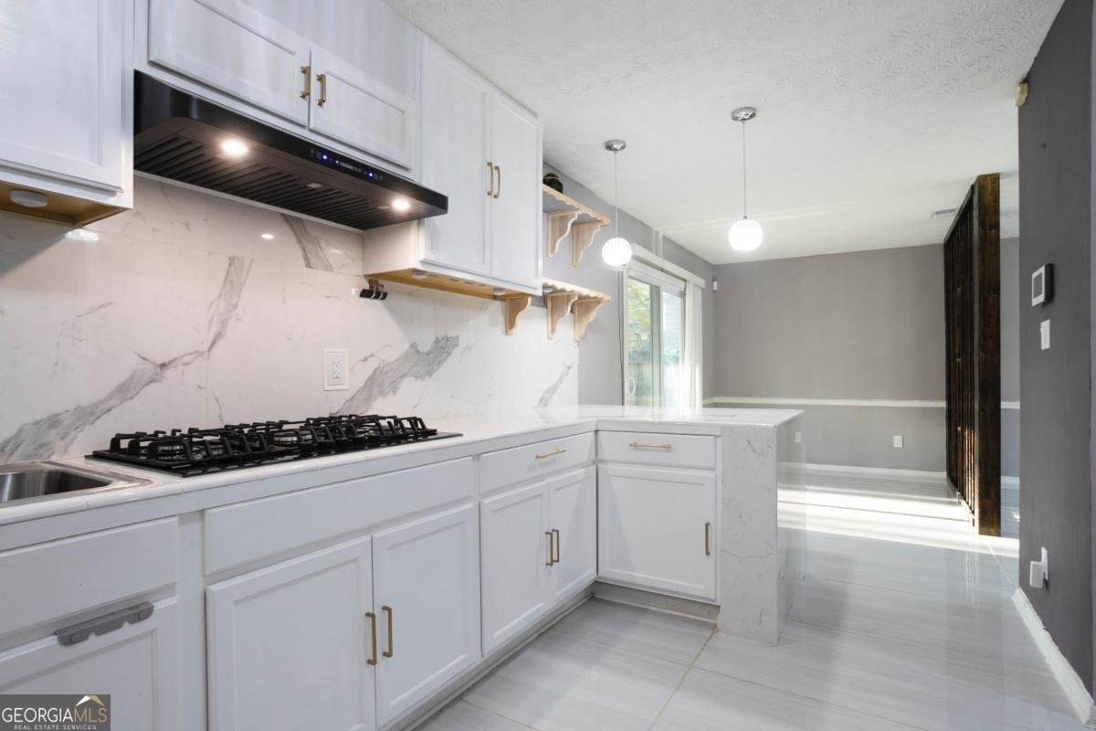 176 Bay Court Drive Stockbridge - Photo 12