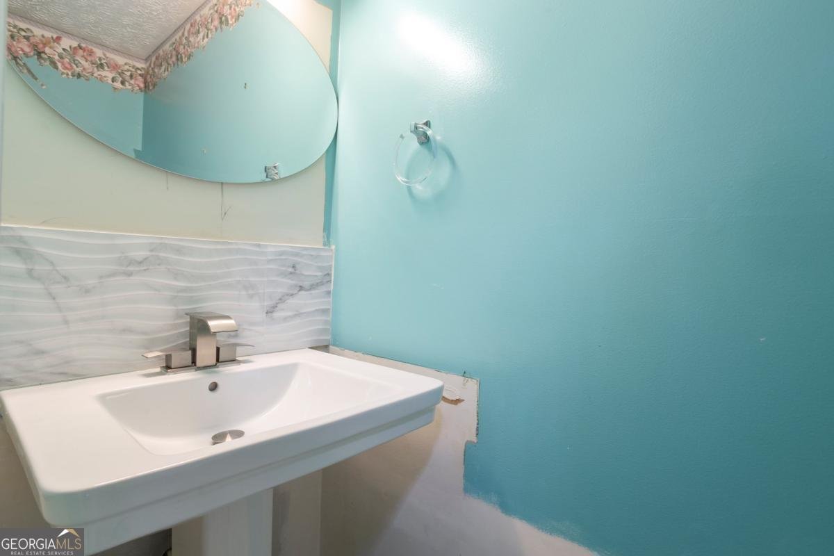 176 Bay Court Drive Stockbridge - Photo 14