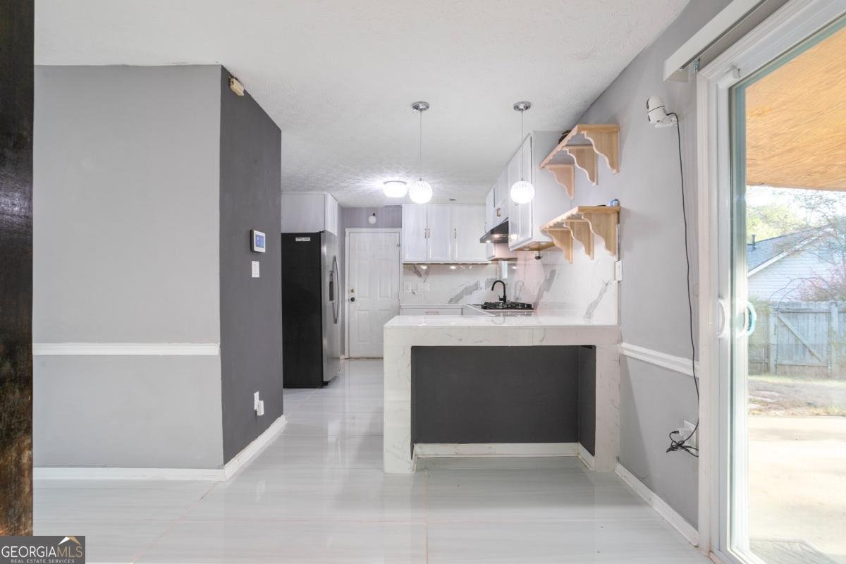 176 Bay Court Drive Stockbridge - Photo 9