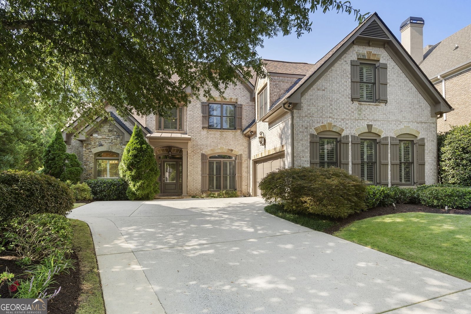 7922 Stratford Lane Sandy Springs - Photo 1