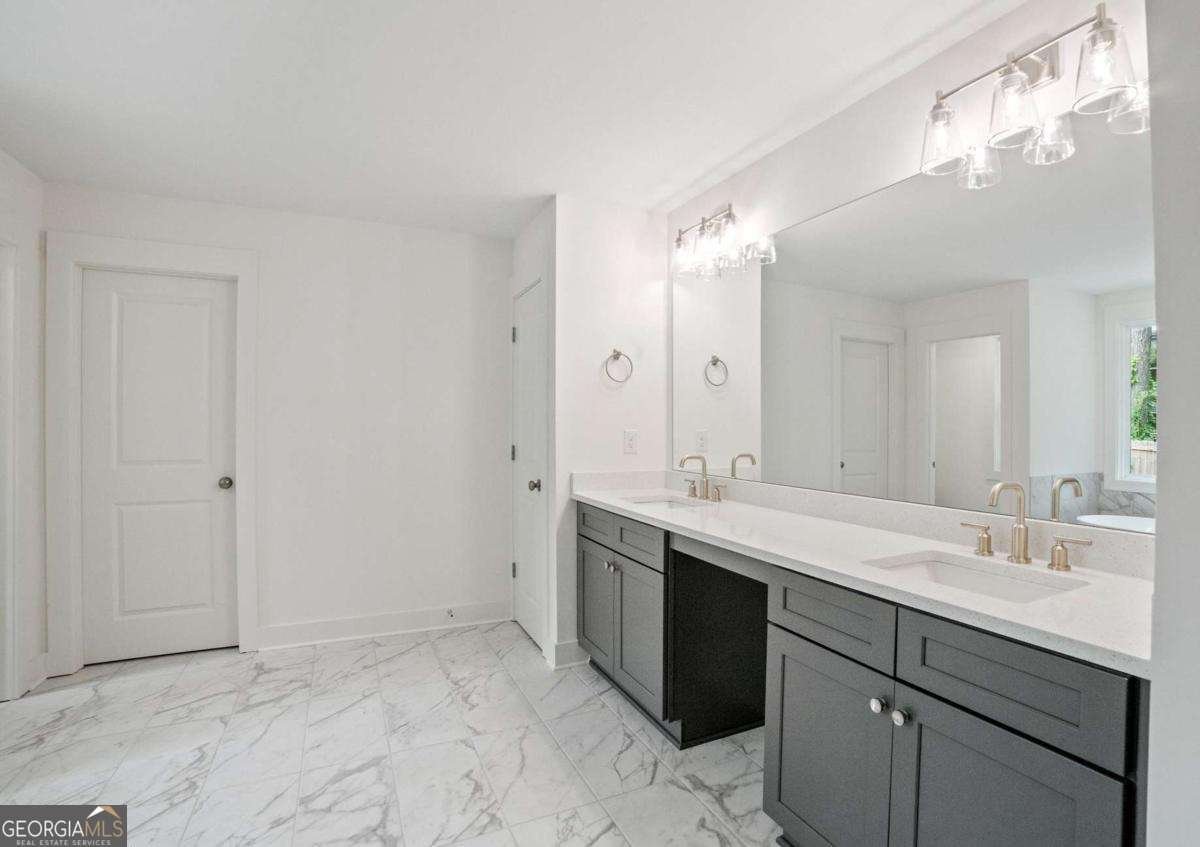 2432 Whites Ridge Decatur - Photo 10