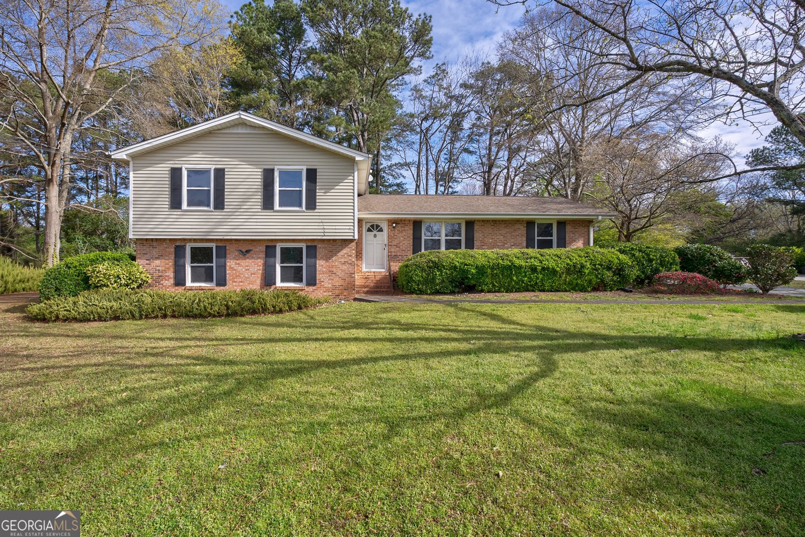 2896 Elizabeth Lane Snellville - Photo 1