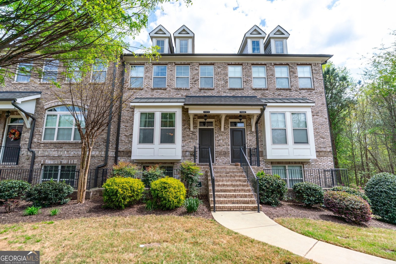 7970 Willoughby Court Alpharetta - Photo 1