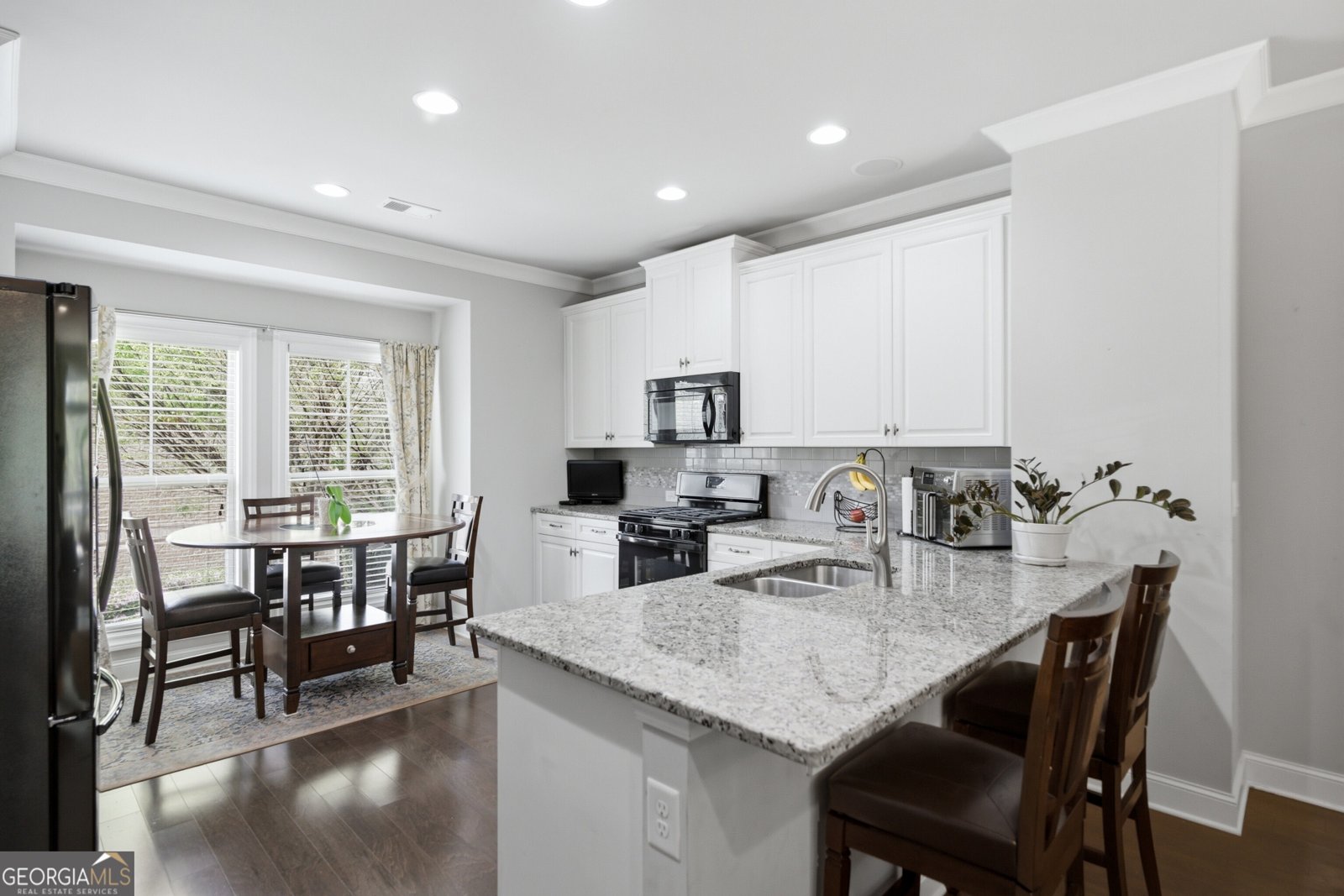 7970 Willoughby Court Alpharetta - Photo 6