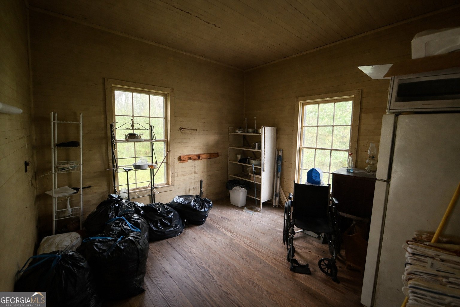 610 E Johnson Street Temple - Photo 7