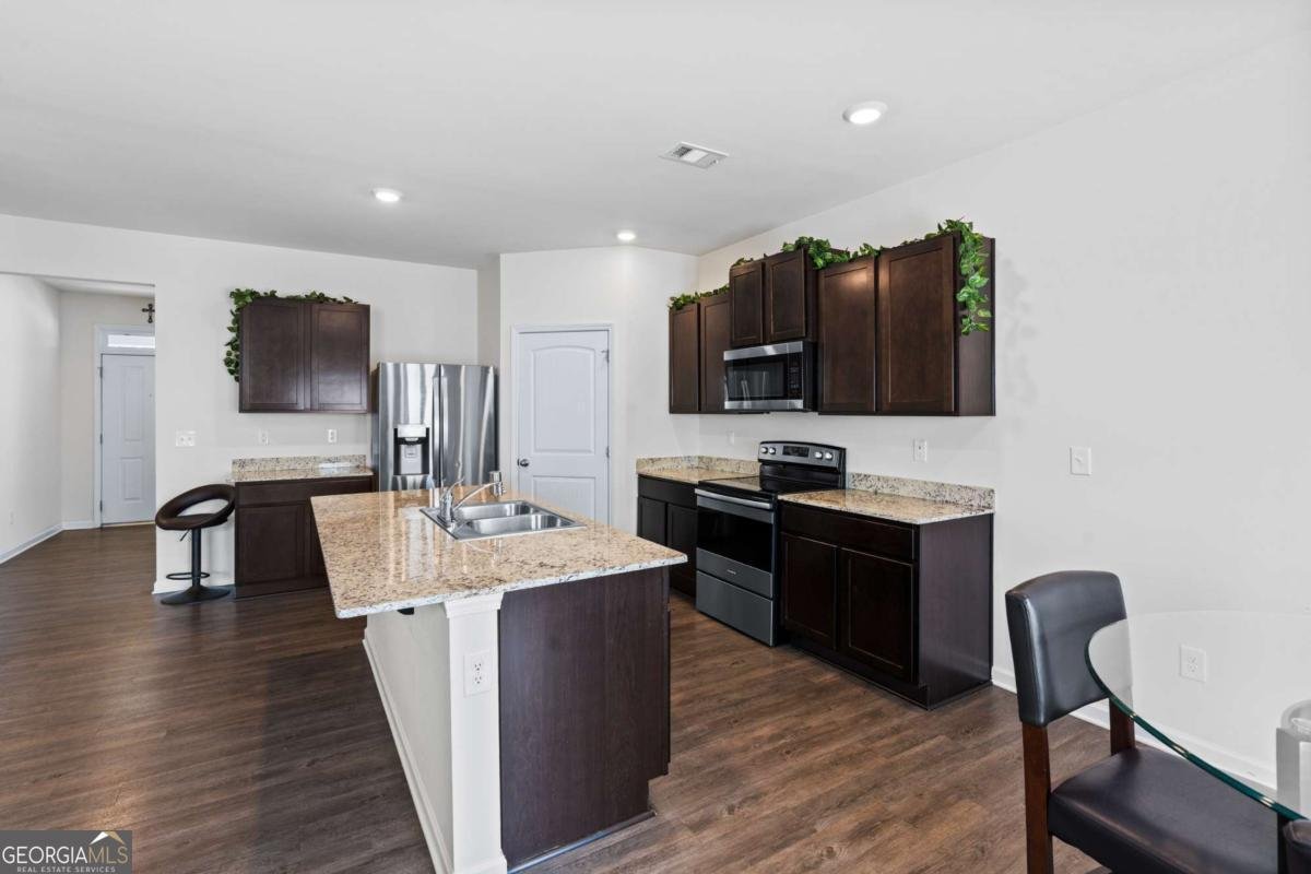 5367 Pennington Court Atlanta - Photo 8