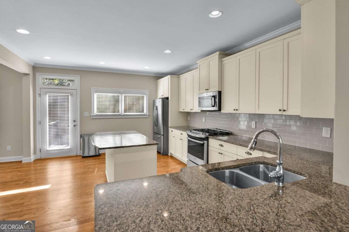 1660 Gilstrap Lane Atlanta - Photo 8