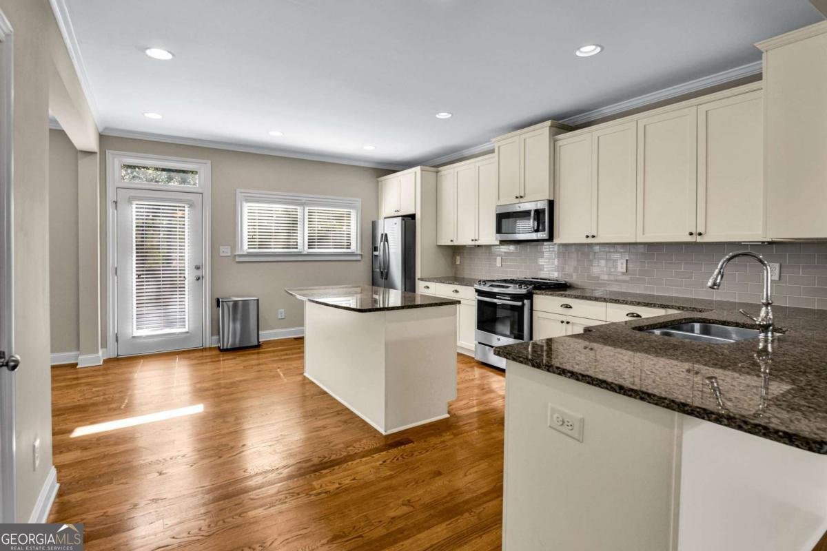 1660 Gilstrap Lane Atlanta - Photo 9