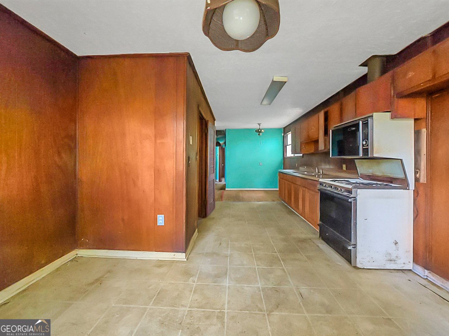 2045 42nd Street Savannah - Photo 16