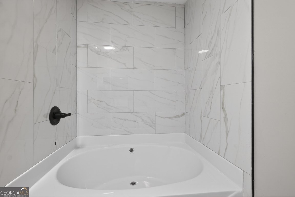 149 Bonnies Way Jenkinsburg - Photo 28