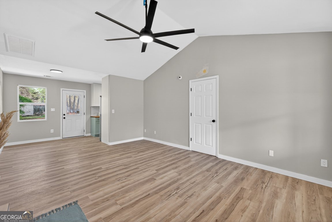 149 Bonnies Way Jenkinsburg - Photo 8