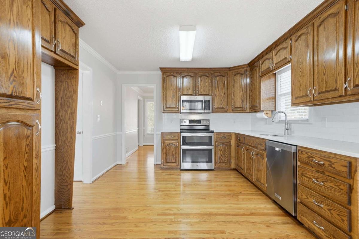 1415 Silver Fox Run Woodstock - Photo 17