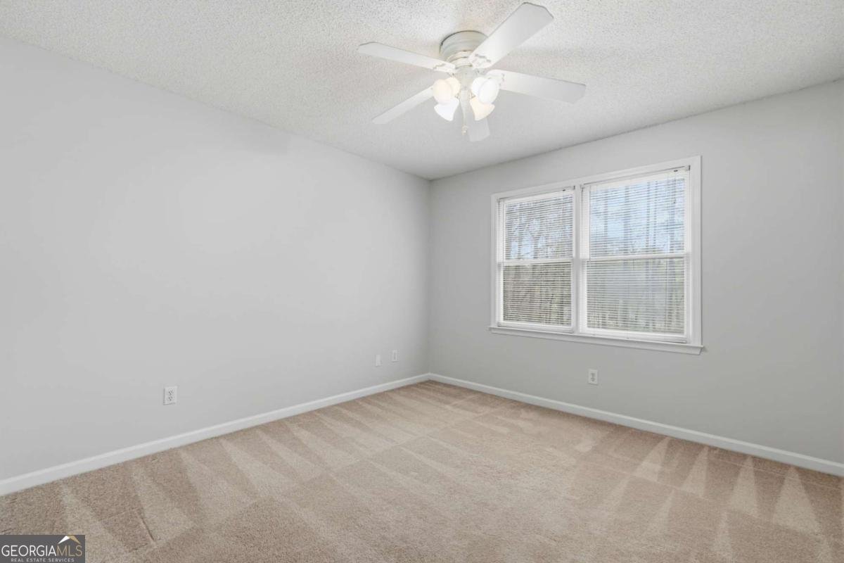 1415 Silver Fox Run Woodstock - Photo 27