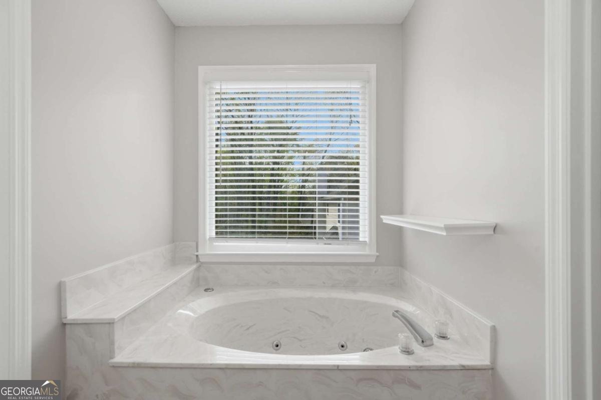 1415 Silver Fox Run Woodstock - Photo 35