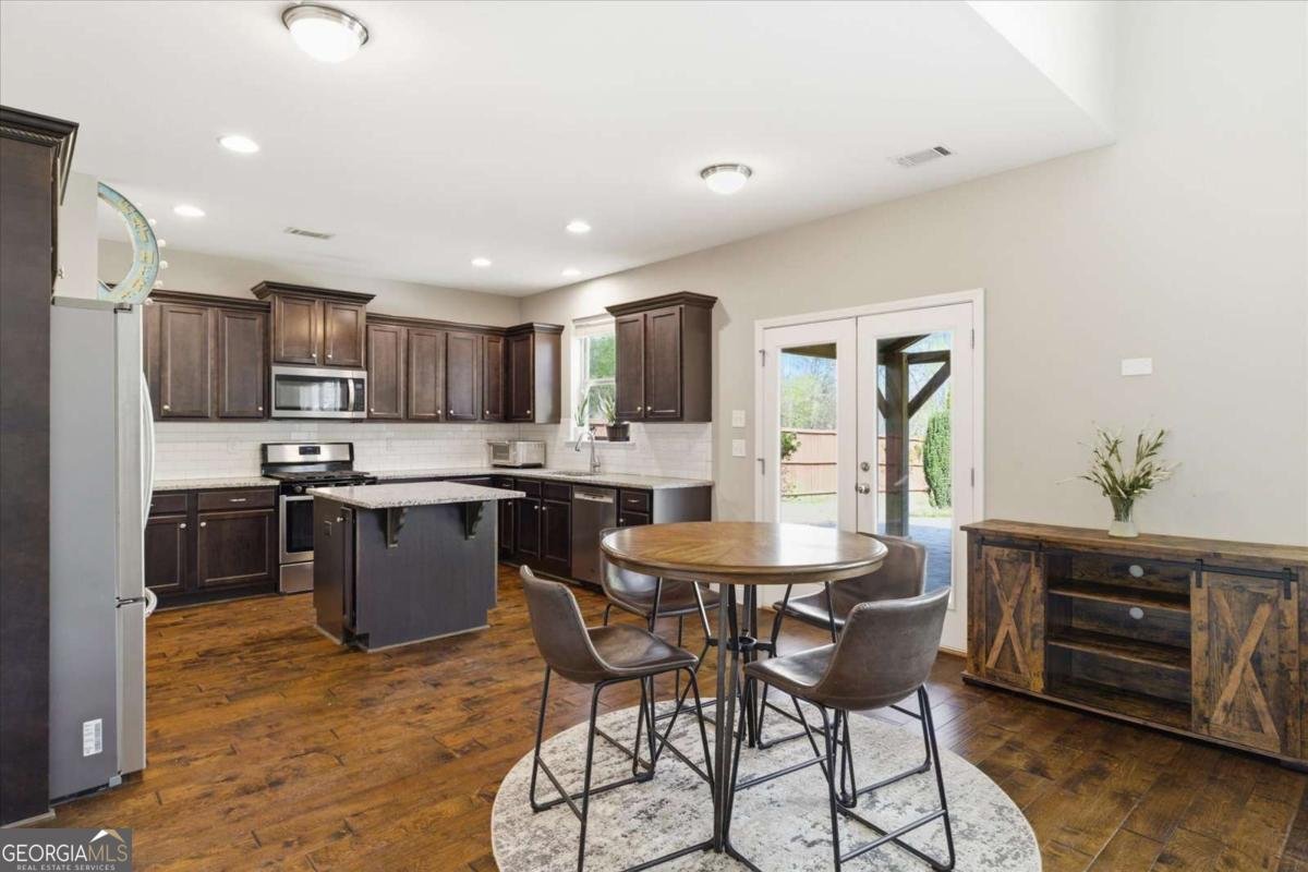 4230 Hunters Walk Way Cumming - Photo 13