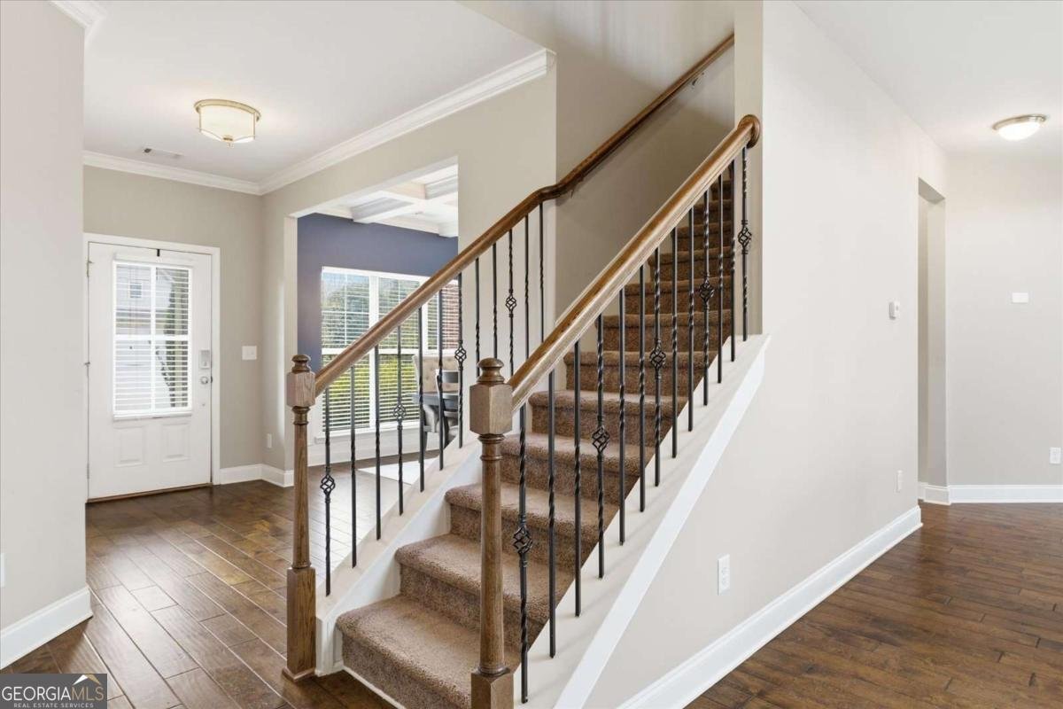 4230 Hunters Walk Way Cumming - Photo 9