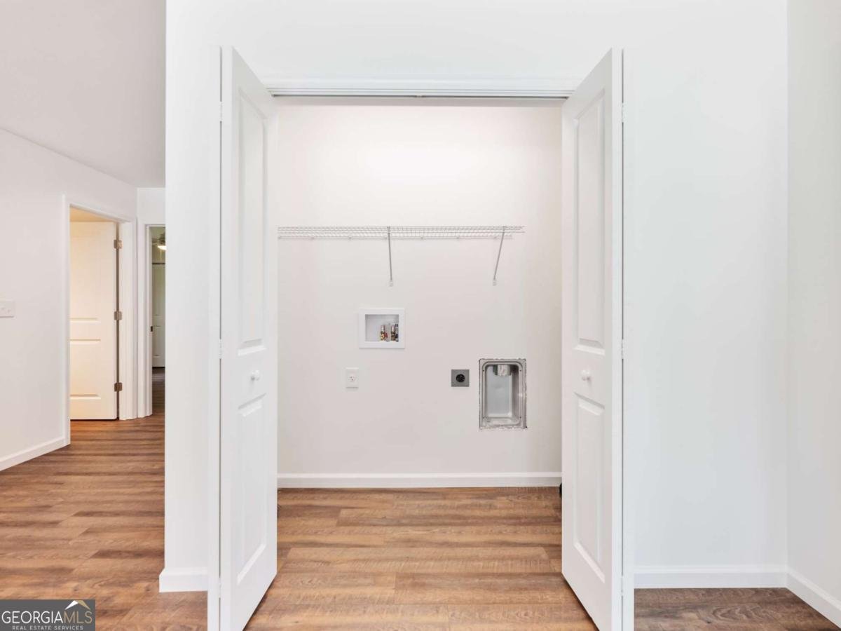 8083 Beachwood Drive Murrayville - Photo 13