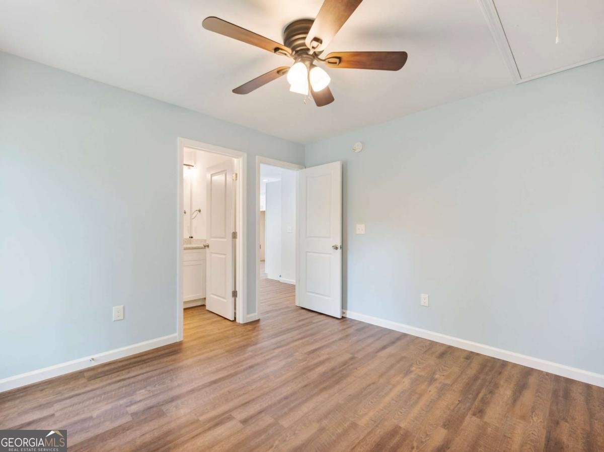 8083 Beachwood Drive Murrayville - Photo 18