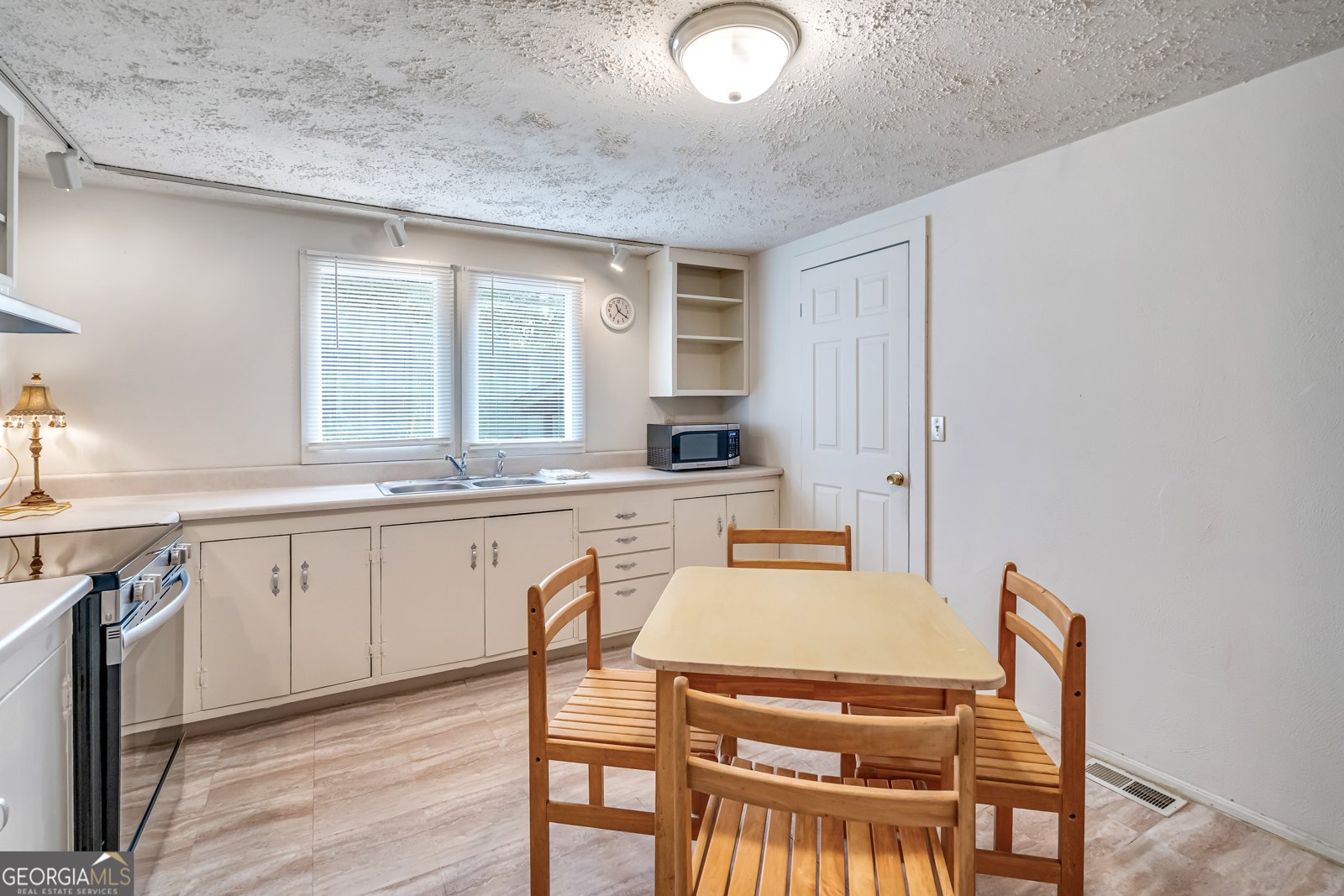 202 Fair Street Summerville - Photo 13