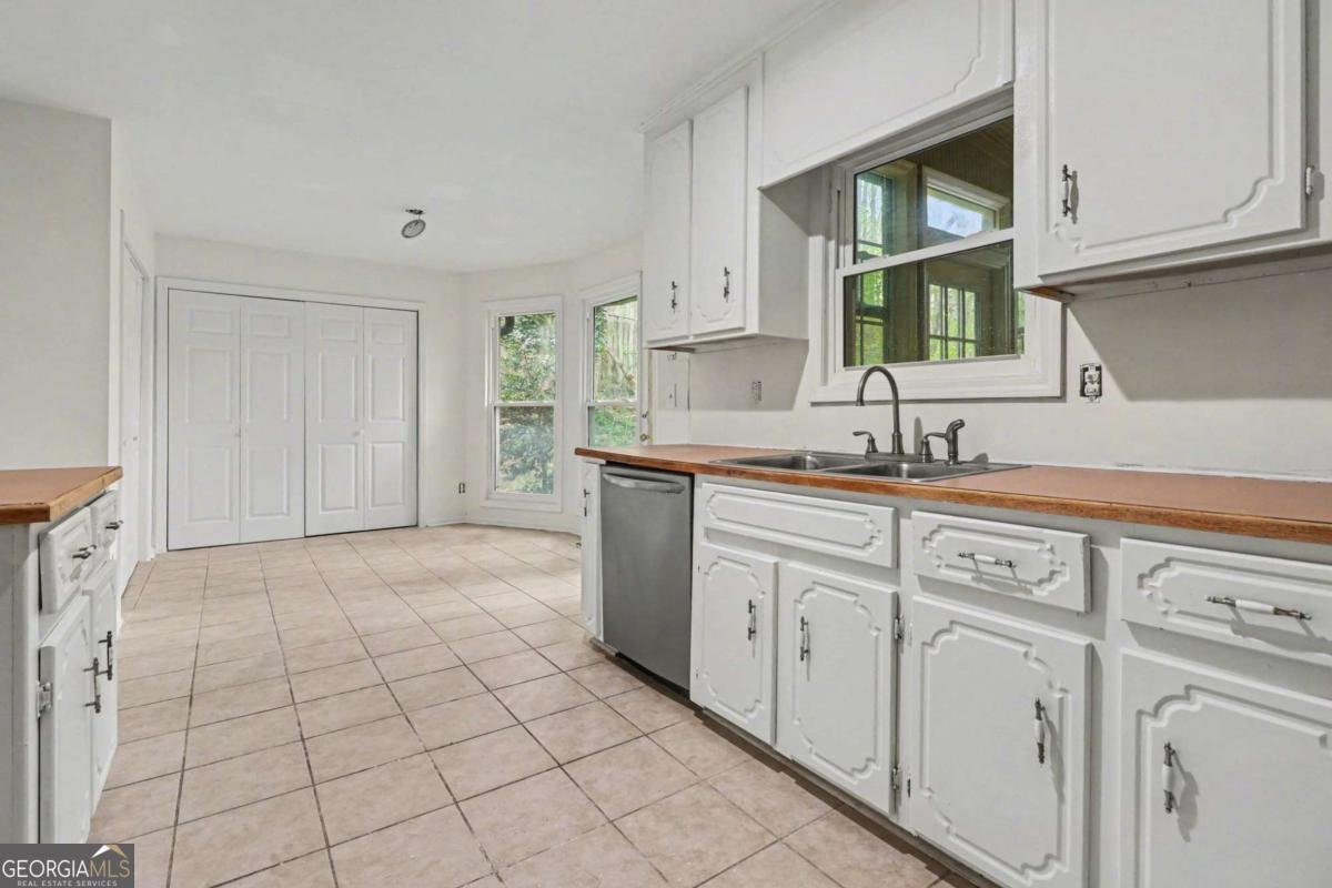 2227 Mcquiston Drive Marietta - Photo 9