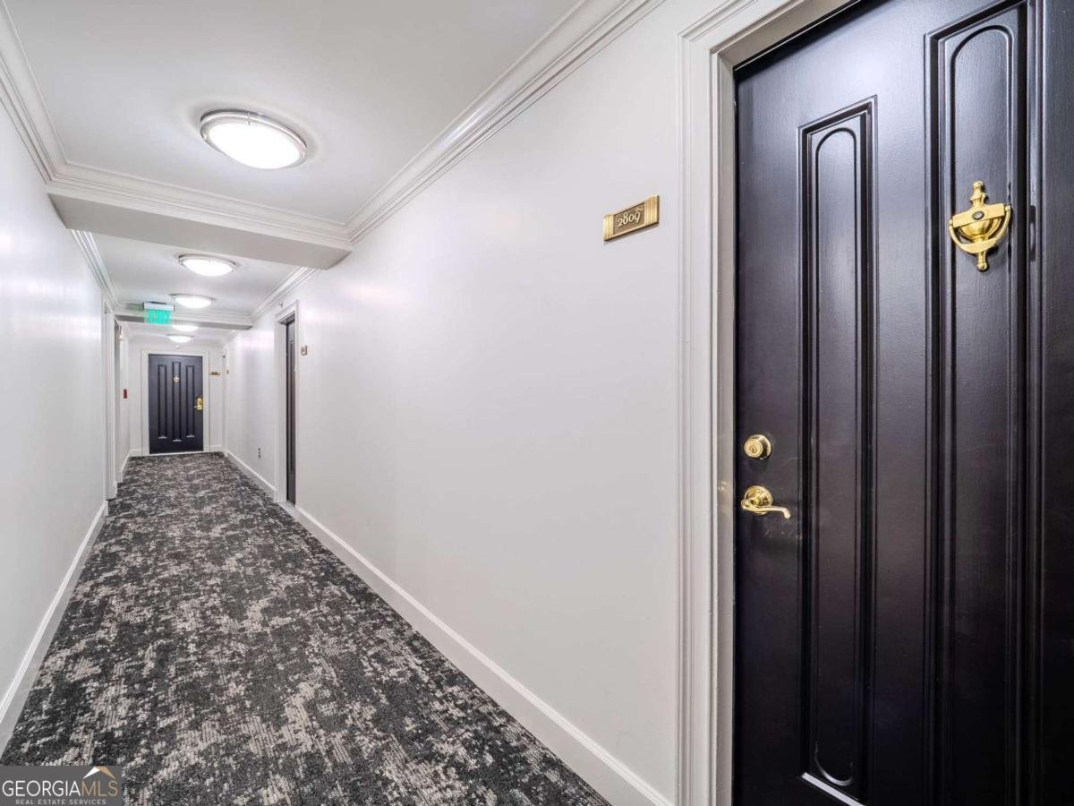 2870 Pharr Court South Atlanta - Photo 6