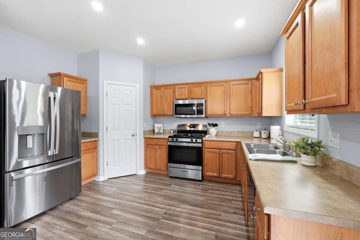 2059 Lakeshore Overlook Drive Kennesaw - Photo 9