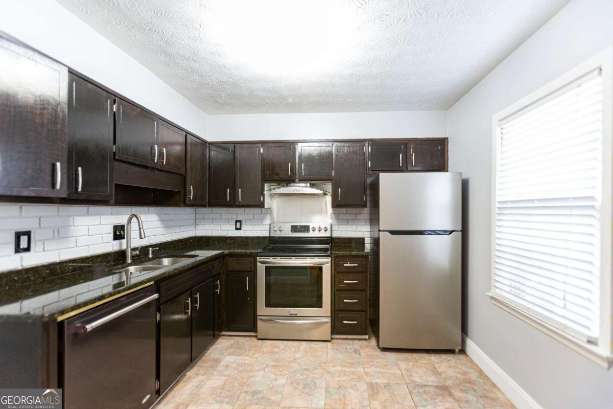 2446 Lehaven Drive Tucker - Photo 6