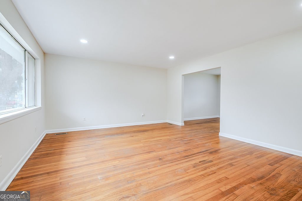 2105 Saint Johns Avenue Savannah - Photo 6