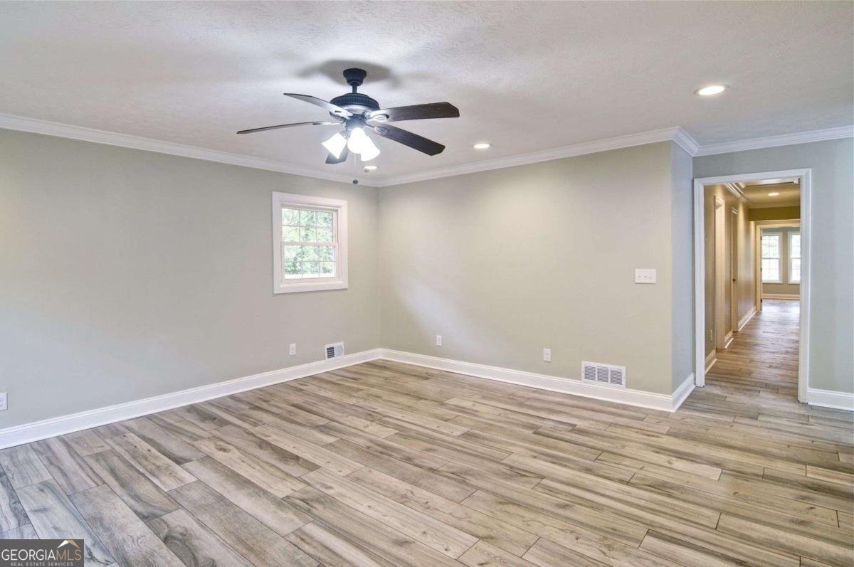 2890 Lakemont Place Marietta - Photo 10