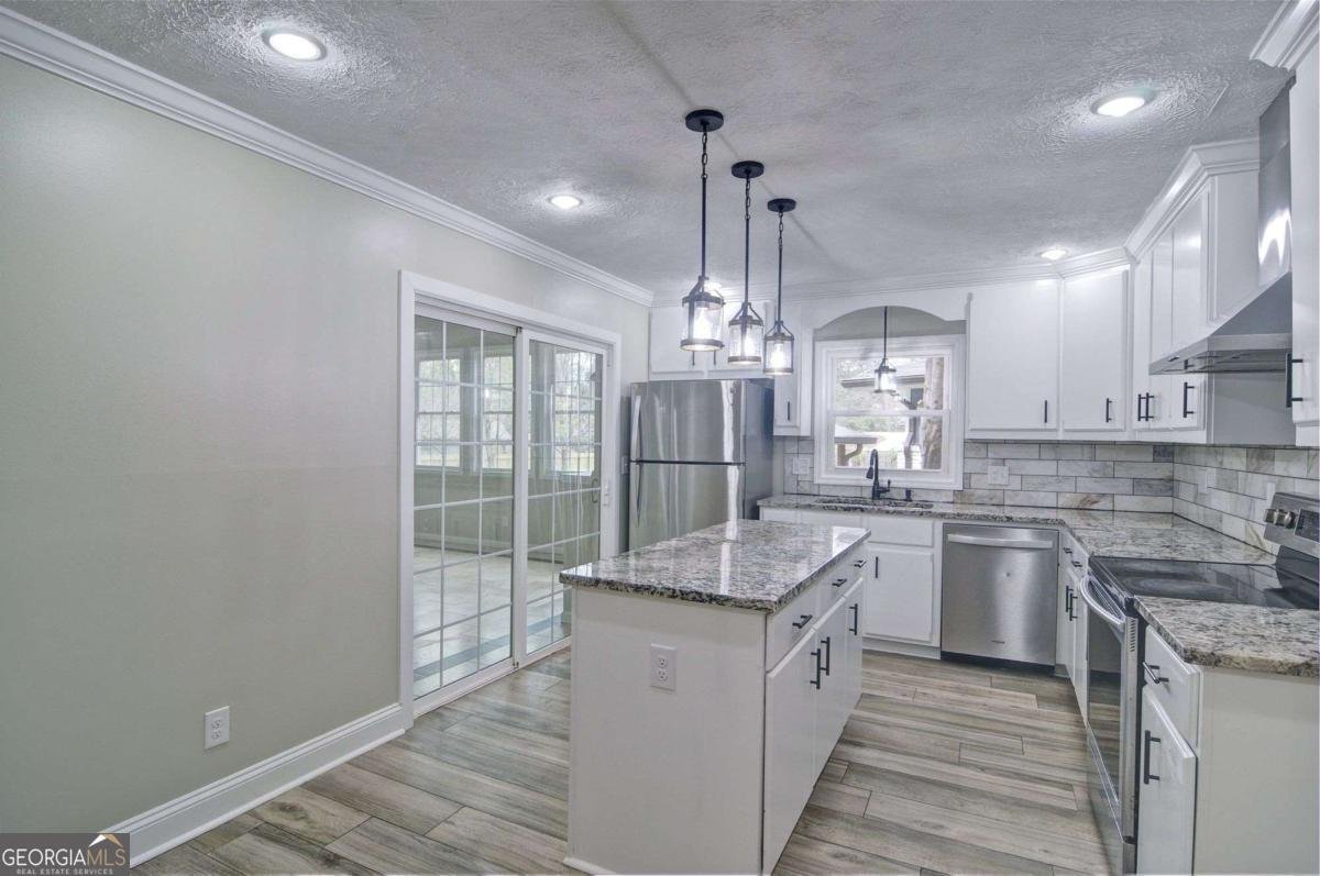 2890 Lakemont Place Marietta - Photo 16