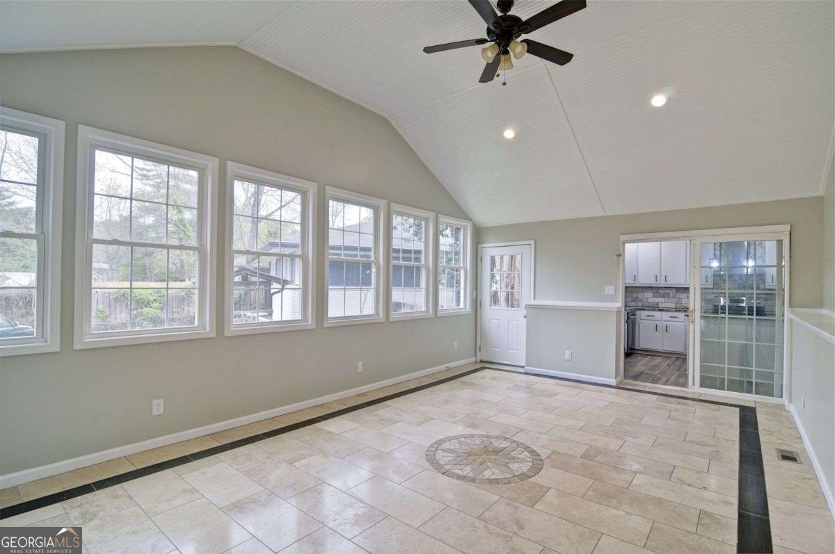 2890 Lakemont Place Marietta - Photo 25