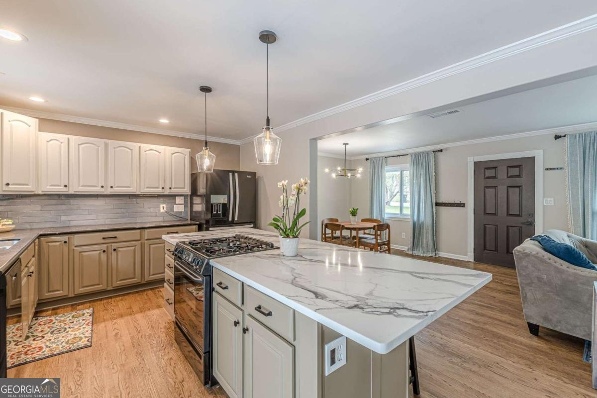 2396 Elmwood Circle Smyrna - Photo 9