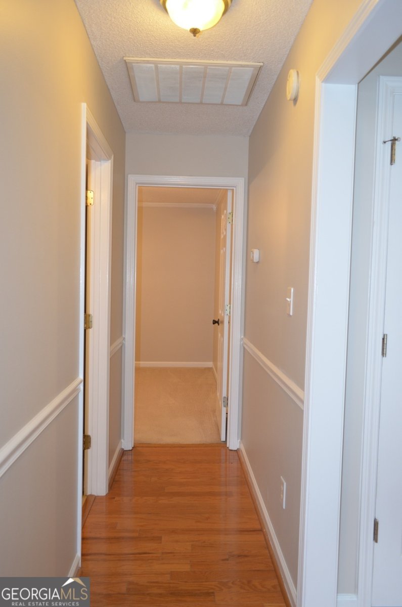 423 Windsor Court Macon - Photo 8