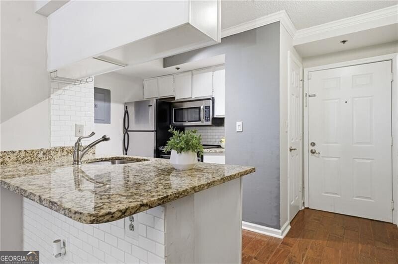 795 Hammond Drive Atlanta - Photo 7