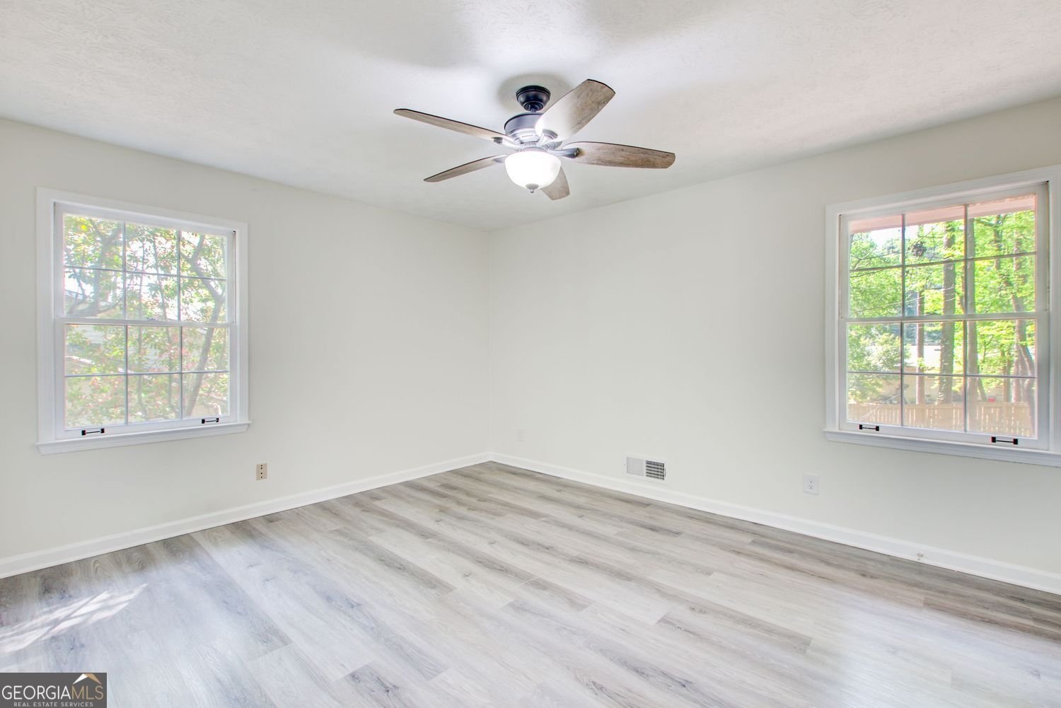 3553 Sandy Woods Lane Stone Mountain - Photo 17