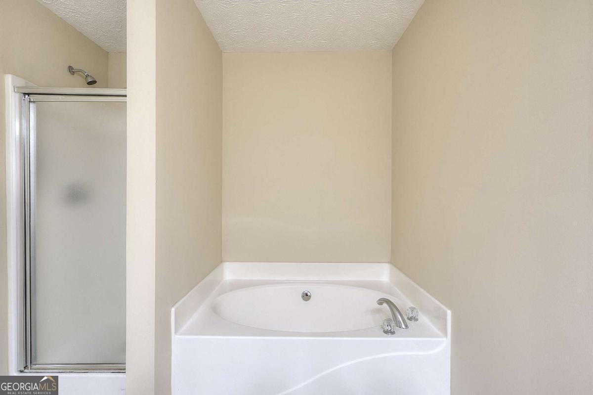 453 Tara Commons Circle Loganville - Photo 14