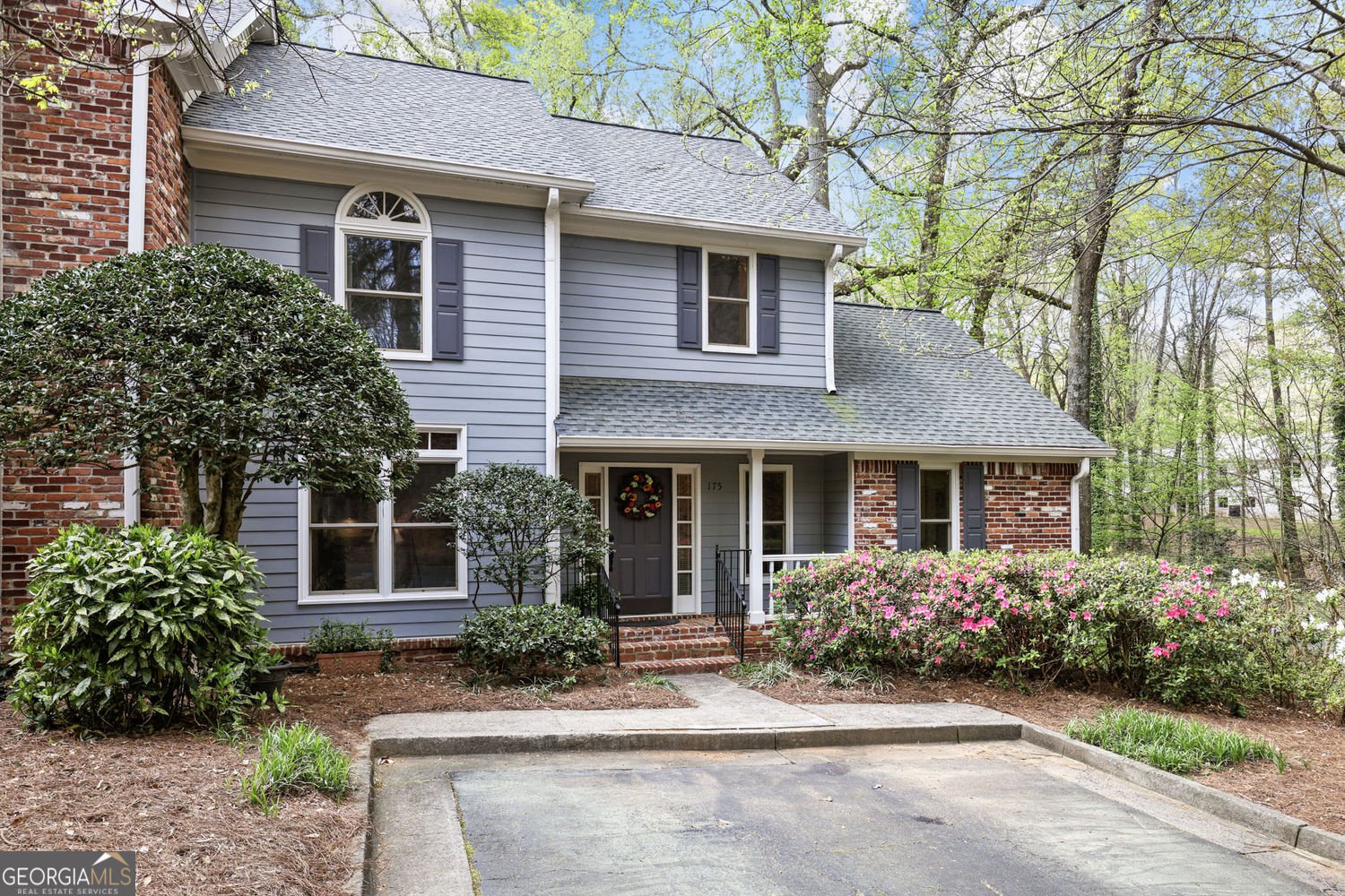 175 Riverview Trail Roswell - Photo 1