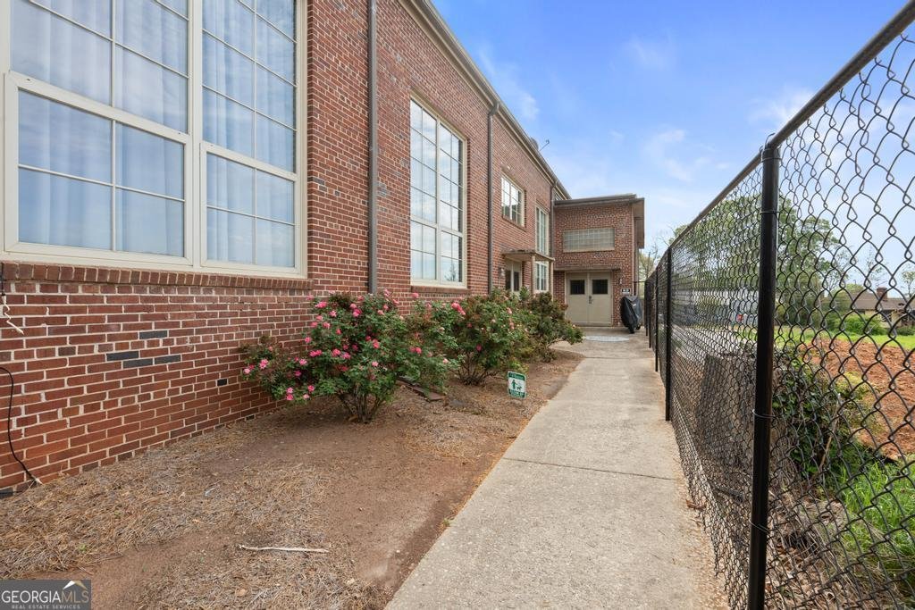 600 College Street Hapeville - Photo 10