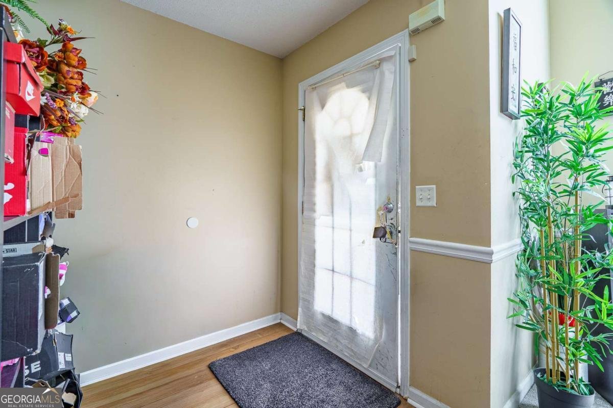 6869 Fireside Lane Atlanta - Photo 9