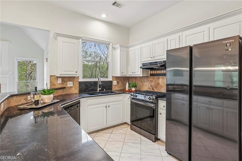 3250 Riverhill Court Cumming - Photo 8