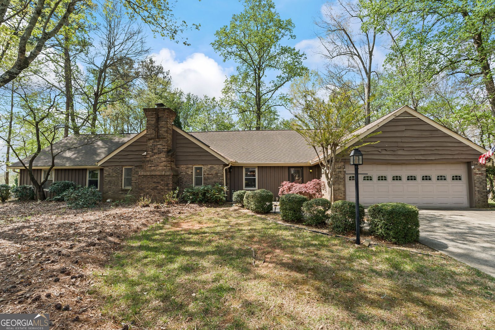 981 Clubland Way Marietta - Photo 1
