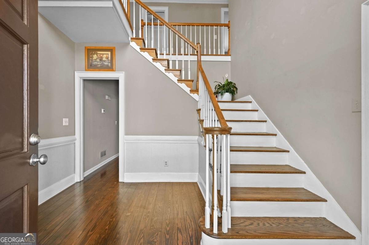 110 Amsterdam Drive Lilburn - Photo 8