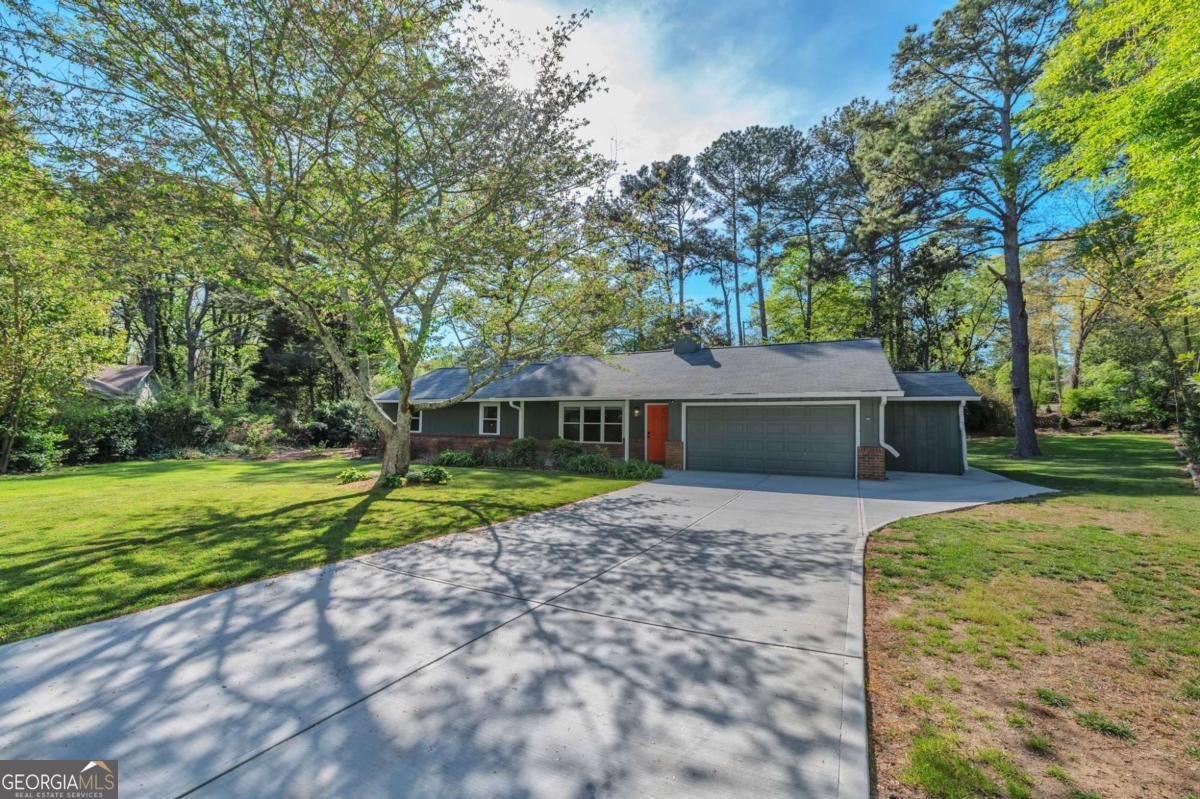 2762 Fireside Court Marietta - Photo 1