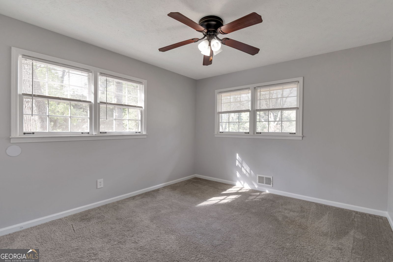 574 Horseshoe Circle Lilburn - Photo 20