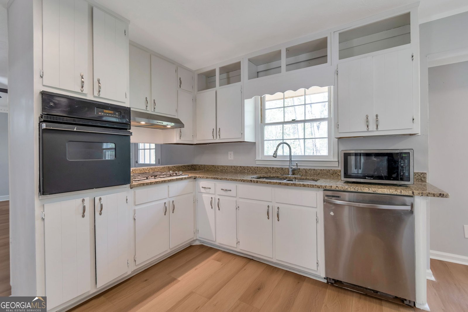 574 Horseshoe Circle Lilburn - Photo 8