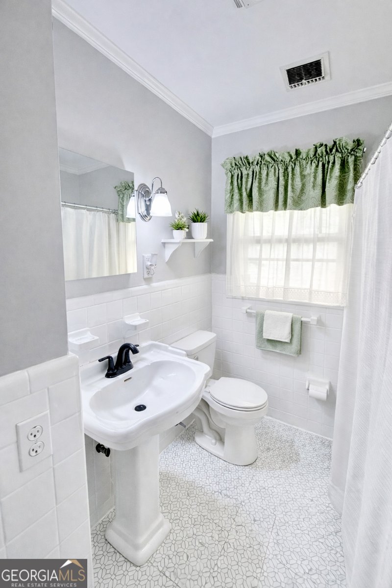 221 College Street Metter - Photo 6