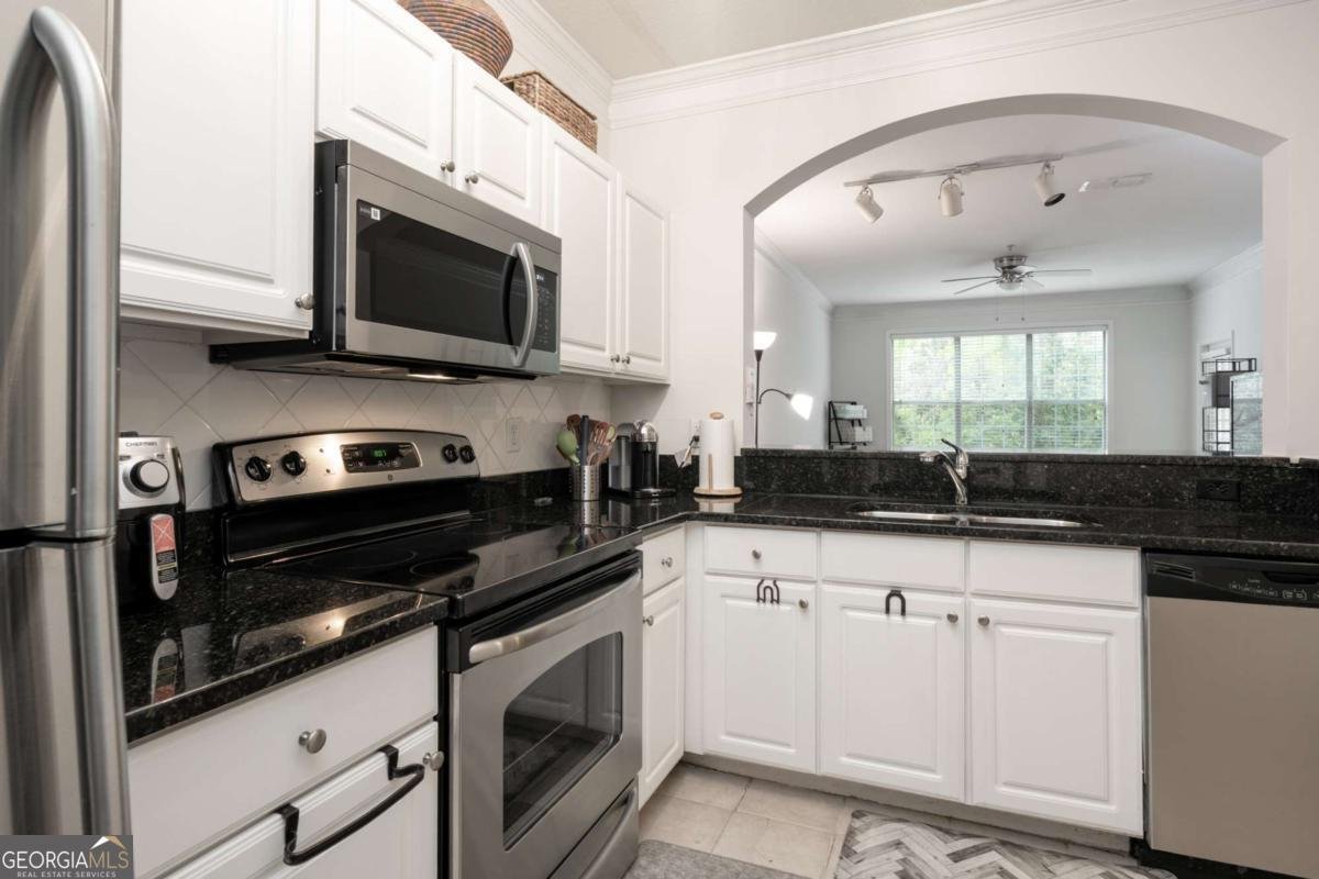 1128 Westchester Ridge Brookhaven - Photo 7